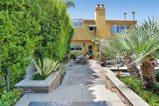 3121 Corte Linda, Newport Beach CA: https://media.crmls.org/medias/bd1233df-3166-4222-87b8-aee5f64ff582.jpg