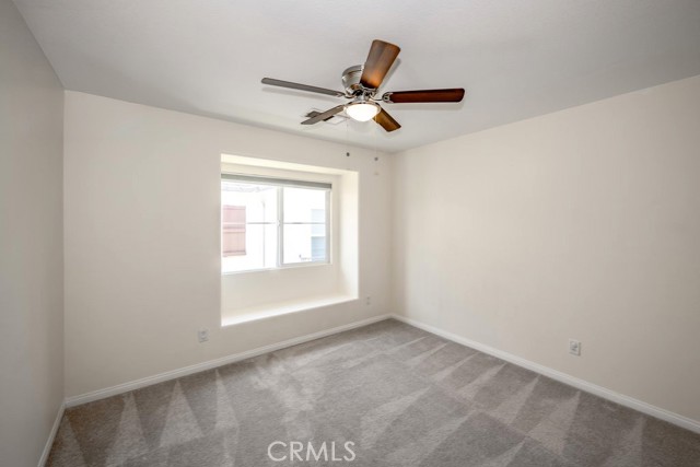 Detail Gallery Image 15 of 27 For 28378 Mirabelle Ln, Saugus,  CA 91350 - 3 Beds | 2/1 Baths