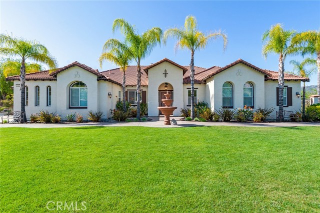 Detail Gallery Image 1 of 1 For 2124 Horse Trail Dr, Redlands,  CA 92373 - 4 Beds | 4/1 Baths