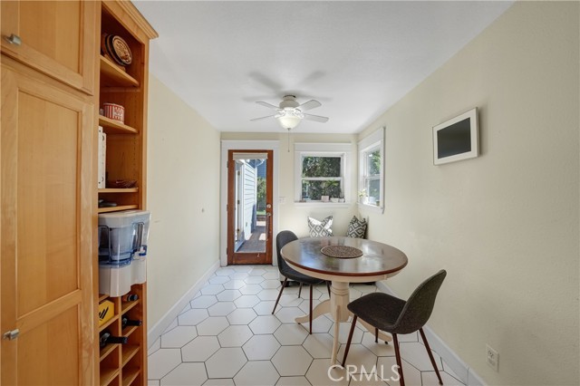 318 8th Street, Huntington Beach CA: https://media.crmls.org/medias/bd149171-8727-4583-a069-a59d40589650.jpg