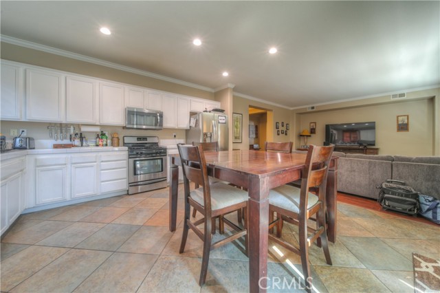 Detail Gallery Image 3 of 6 For 3039 Bearberry Ct, Perris,  CA 92571 - 3 Beds | 3/1 Baths
