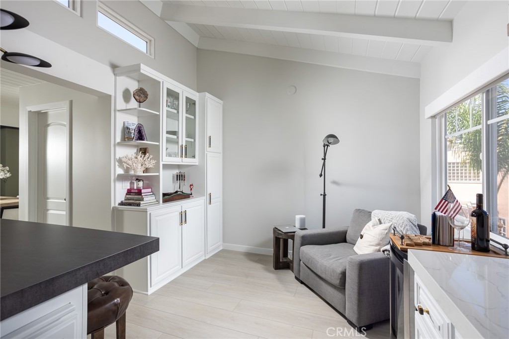 MLS #NP25221740 image #6