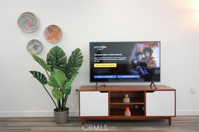 Detail Gallery Image 16 of 23 For 1416 S Cloverdale, Los Angeles,  CA 90019 - 3 Beds | 3 Baths