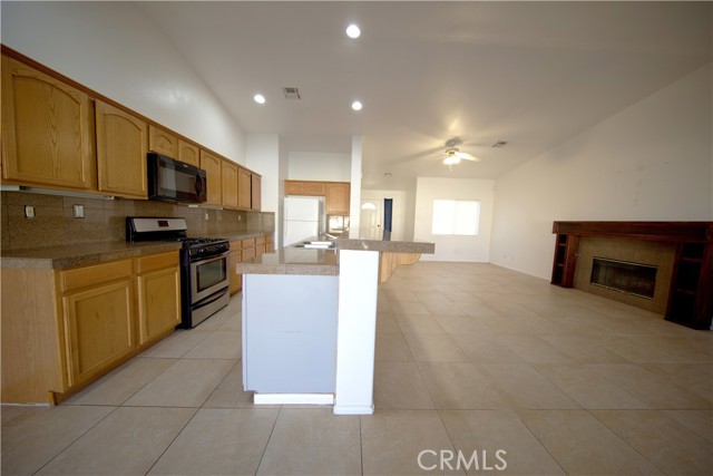 Detail Gallery Image 4 of 15 For 11844 Verbena, Desert Hot Springs,  CA 92240 - 4 Beds | 2 Baths