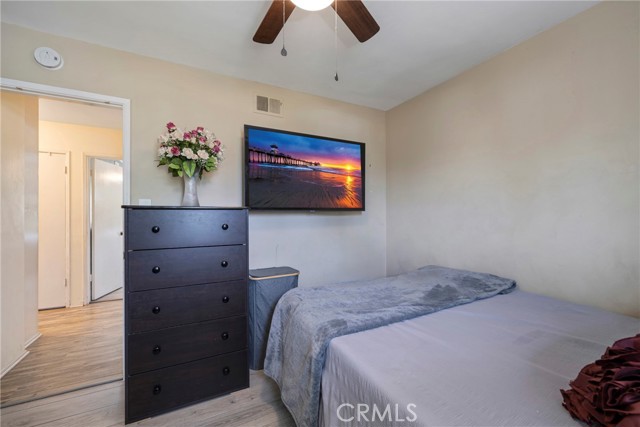 Detail Gallery Image 35 of 46 For 176 N Jetty Dr, Orange,  CA 92868 - 4 Beds | 2 Baths