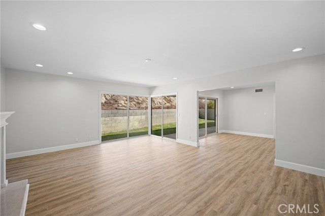 Detail Gallery Image 11 of 45 For 1323 Branta Dr, Glendale,  CA 91208 - 3 Beds | 3/1 Baths