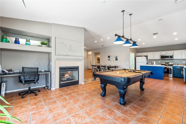 83250 Beverly Circle, Indio CA: https://media.crmls.org/medias/bd16fb31-5856-4d6b-9c5e-c9dd328aff20.jpg
