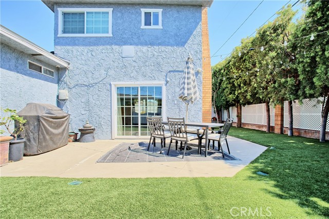 Detail Gallery Image 4 of 22 For 2902 Spreckels Ct, Redondo Beach,  CA 90278 - 3 Beds | 2 Baths