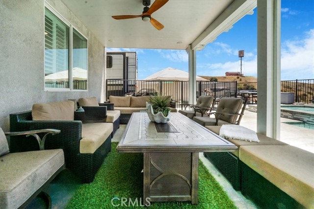 281 Singleton Canyon Road, Calimesa CA: https://media.crmls.org/medias/bd17344f-e91e-4068-9ab6-dac5e222a78a.jpg