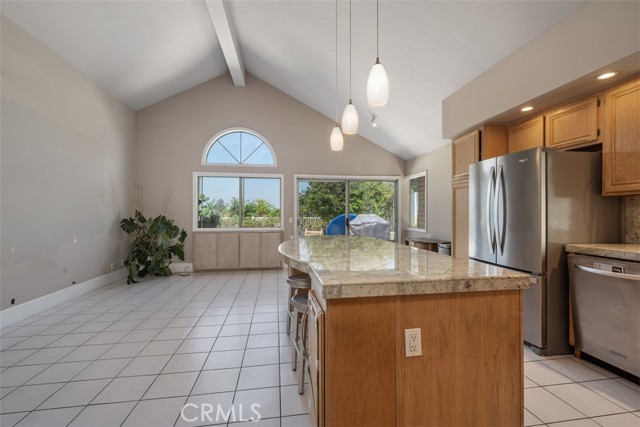 Detail Gallery Image 9 of 19 For 3327 Sterling Dr, Corona,  CA 92882 - 3 Beds | 2 Baths