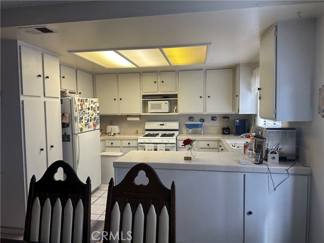 Detail Gallery Image 10 of 22 For 10451 Mulhall St #25,  El Monte,  CA 91731 - 3 Beds | 2/1 Baths