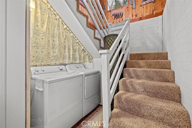 27048 State Highway 189, Blue Jay CA: https://media.crmls.org/medias/bd1820b0-6751-4d16-95c3-a50c414218f7.jpg
