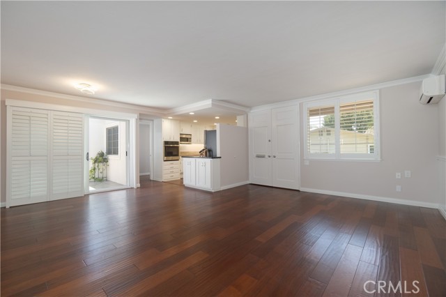 394 Avenida Castilla, Laguna Woods CA: https://media.crmls.org/medias/bd19050d-c2a9-4025-a67a-ea1a7019ff07.jpg