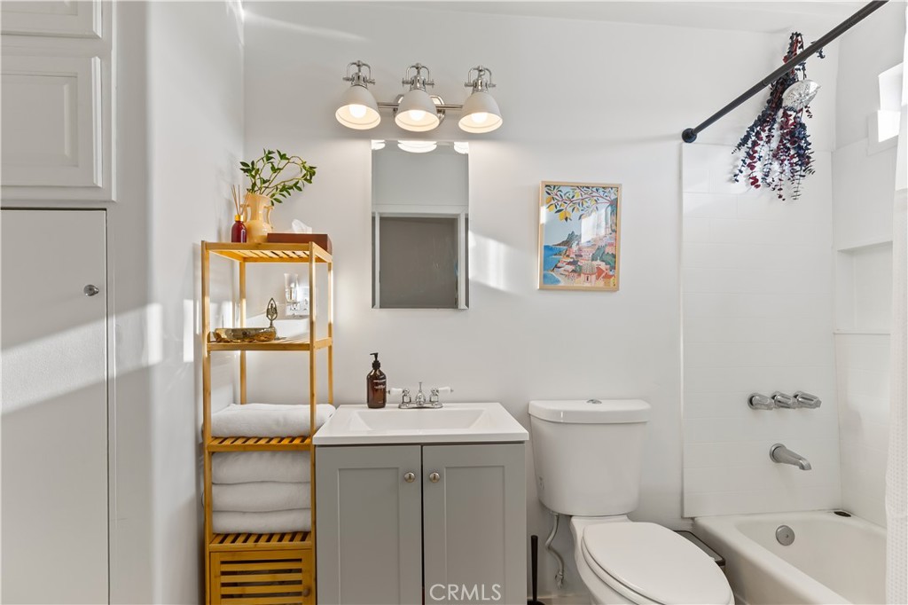 MLS #IV25262213 image #27