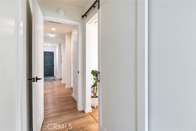 13288 Oak Crest Drive, Yucaipa CA: https://media.crmls.org/medias/bd19779a-091d-4c6c-9a57-804b367e4b5f.jpg