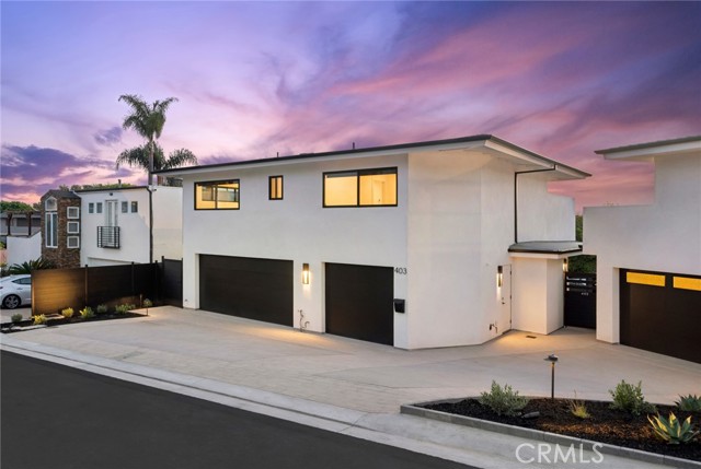 Detail Gallery Image 2 of 39 For 403 Serra Drive, Corona Del Mar,  CA 92625 - 3 Beds | 2/1 Baths