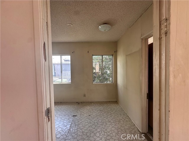 4657 Fisher Street, Los Angeles CA: https://media.crmls.org/medias/bd1a79ff-1c17-4d75-b237-4cbdcf3dadae.jpg
