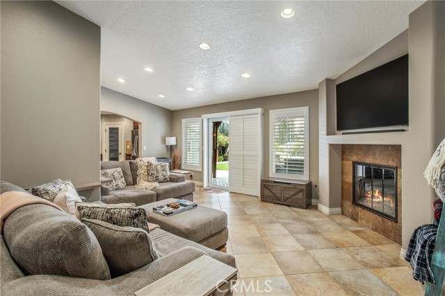 Detail Gallery Image 19 of 45 For 2279 N Campus Ave, Upland,  CA 91784 - 4 Beds | 2/1 Baths
