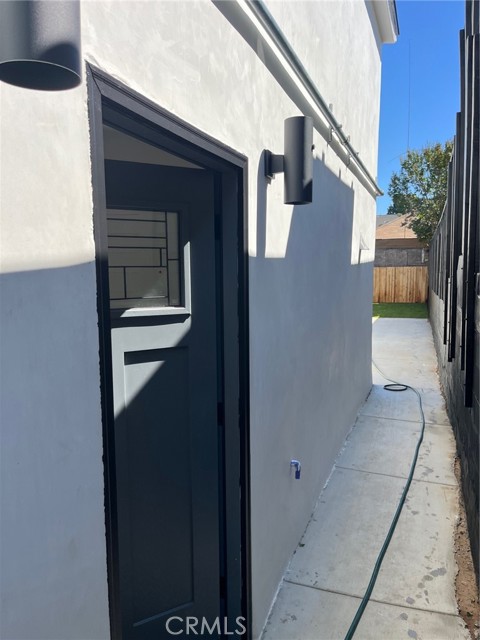 3028 E 1st Street, Los Angeles CA: https://media.crmls.org/medias/bd1ab270-dc32-4305-a83e-69ffefc846dd.jpg
