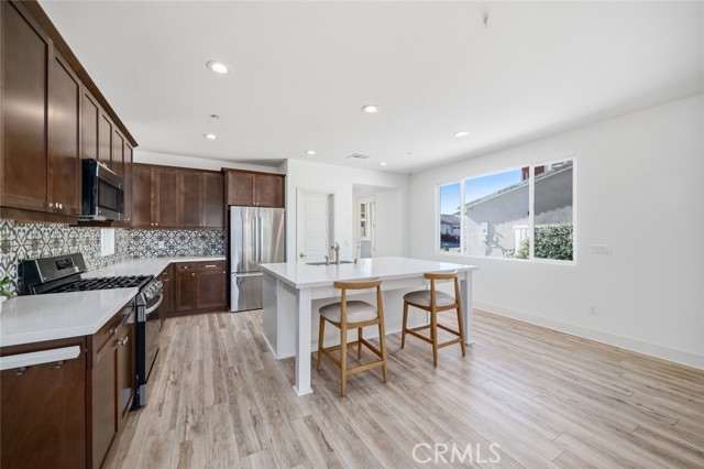 Detail Gallery Image 12 of 33 For 3898 Hayfield Loop, San Luis Obispo,  CA 93401 - 3 Beds | 3 Baths