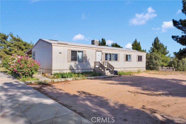 Detail Gallery Image 31 of 44 For 5635 Honeyhill Rd a & B,  Oak Hills,  CA 92344 - 3 Beds | 1 Baths