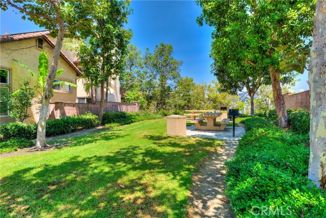 17 Danbury, Ladera Ranch CA: https://media.crmls.org/medias/bd1b3044-fa01-43f4-8a8b-1bdf660aa635.jpg