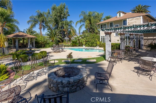 628 Sunnyside Avenue, Redlands CA: https://media.crmls.org/medias/bd1b5782-c3d0-4f3b-91dc-c8281ade4493.jpg