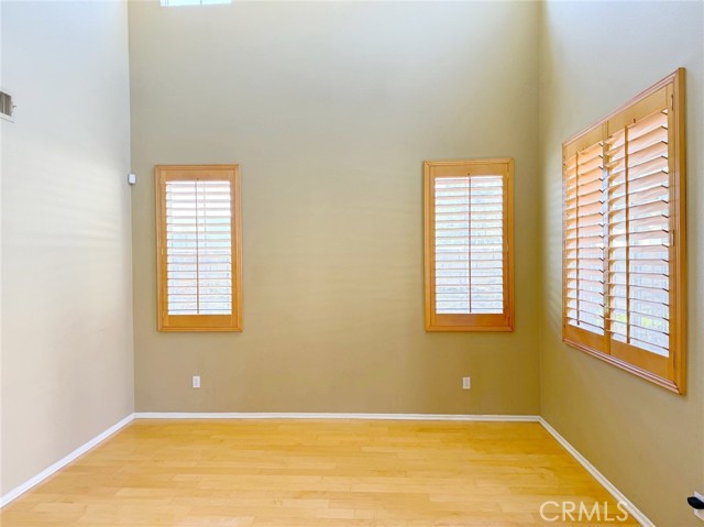 Detail Gallery Image 3 of 22 For 1135 N Solano Privado #C,  Ontario,  CA 91764 - 3 Beds | 2/1 Baths