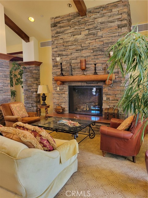19453 Maple Creek Road, Apple Valley CA: https://media.crmls.org/medias/bd1bf831-45e7-455e-b006-6adefe6e0daa.jpg