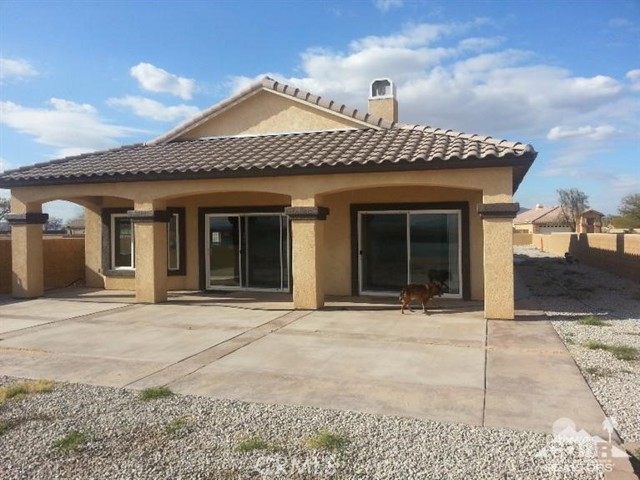 Detail Gallery Image 5 of 16 For 2640 Colorado River Rd, Blythe,  CA 92225 - 3 Beds | 2 Baths