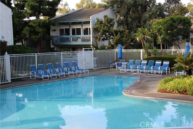 812 Camino Real, Redondo Beach, California 90277, 2 Bedrooms Bedrooms, ,2 BathroomsBathrooms,Residential,Sold,Camino Real,SB16008320