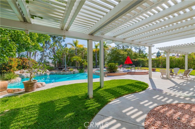 Detail Gallery Image 4 of 35 For 27860 Mount Shasta Way, Yorba Linda,  CA 92887 - 5 Beds | 3/1 Baths