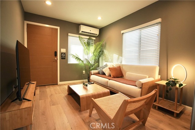 Front Image Thumbnail for CRCV26148774