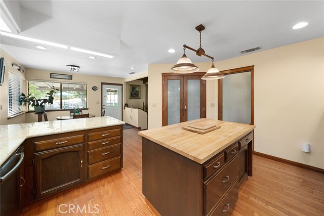 8830 San Gabriel Road, Atascadero CA: https://media.crmls.org/medias/bd1e0734-fba1-4a43-9466-47a79ff3e31d.jpg