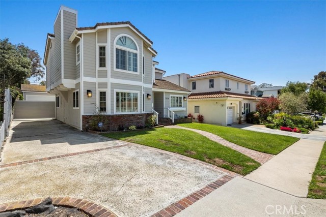 1324 19th Street, Manhattan Beach, California 90266, 4 Bedrooms Bedrooms, ,3 BathroomsBathrooms,Residential,Sold,19th Street,SB23074532