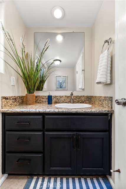 18202 Foss Lane, Huntington Beach CA: https://media.crmls.org/medias/bd1ed246-cf1b-4ced-879d-6310f7456619.jpg