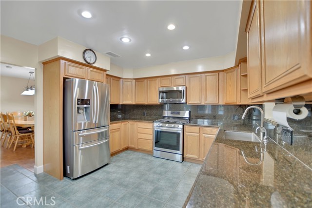 Image 30 of 75 For 1261 Ramona Boulevard