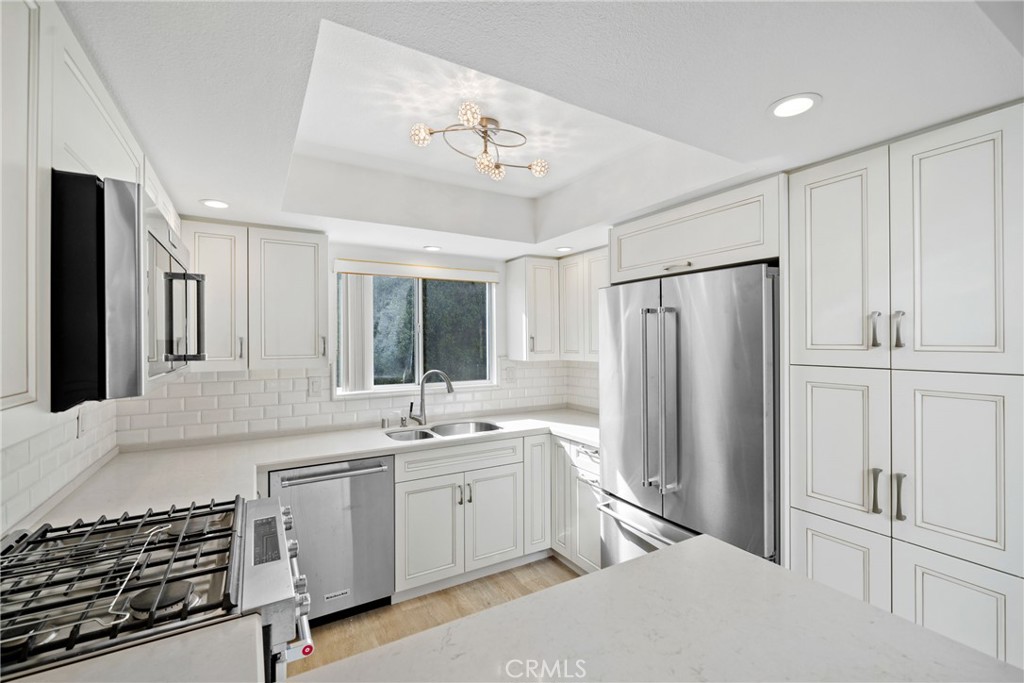 Bd1fbb27 11c3 4283 A565 C8ccce62fc2a