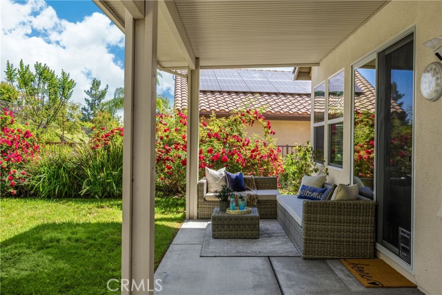 9112 Deergrass Street, Corona CA: https://media.crmls.org/medias/bd1fc214-133e-4d8f-a1e9-9ab2978e5544.jpg