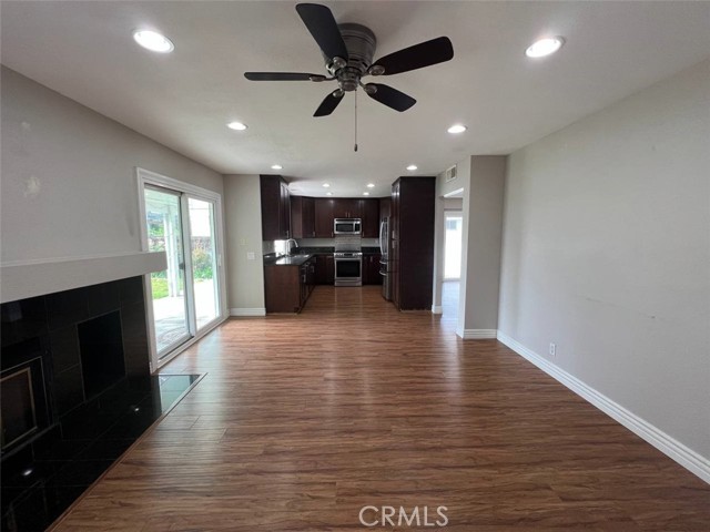 Detail Gallery Image 7 of 24 For 21301 Bristlecone, Mission Viejo,  CA 92692 - 5 Beds | 3/1 Baths