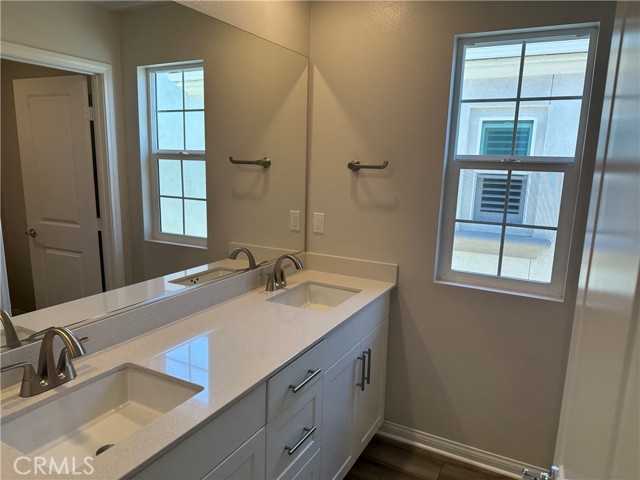 409 Verna Street, Upland CA: https://media.crmls.org/medias/bd20f2d9-e3a9-40e5-ba45-7e0d5b66c683.jpg