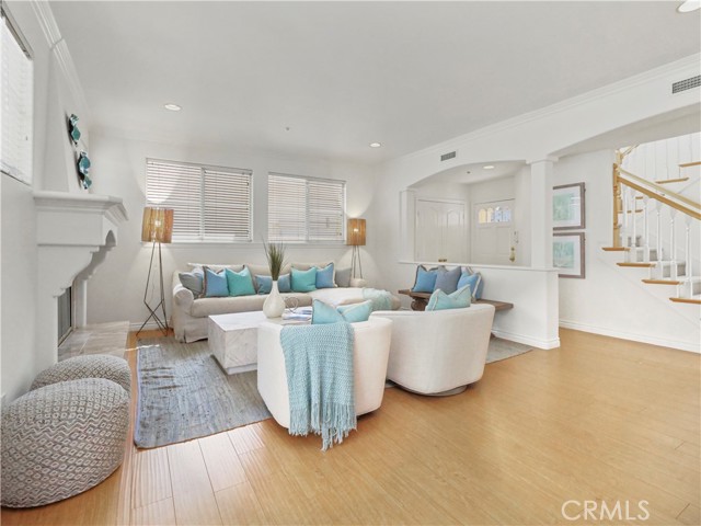 1907 Dufour Avenue, Redondo Beach, California 90278, 4 Bedrooms Bedrooms, ,2 BathroomsBathrooms,Residential,Sold,Dufour Avenue,SB22182771