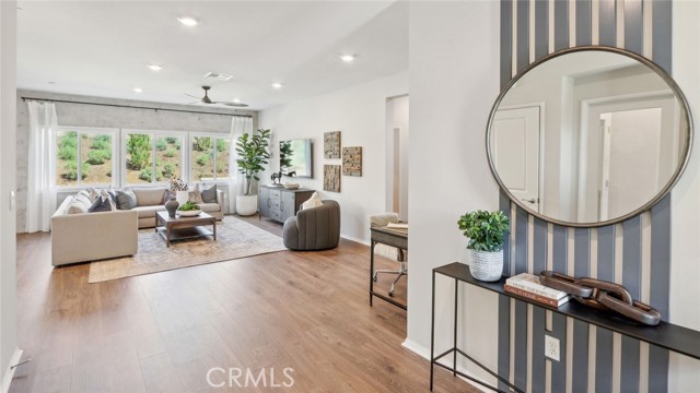 Detail Gallery Image 2 of 27 For 23571 Evening Primrose Ct, Wildomar,  CA 92595 - 5 Beds | 4 Baths