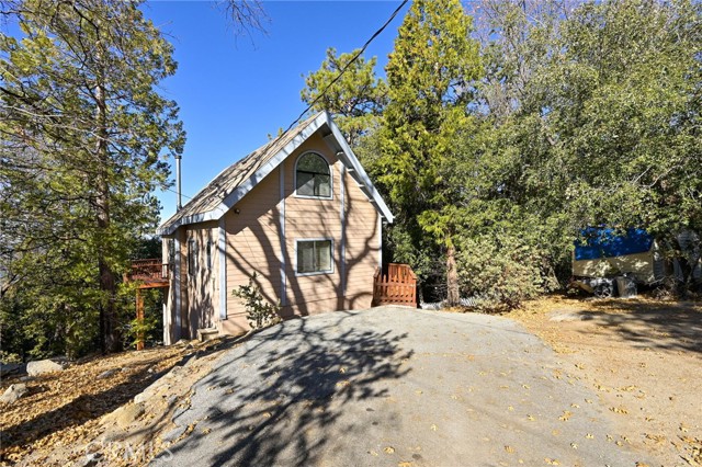 Detail Gallery Image 4 of 30 For 52250 Sylvan Way, Idyllwild,  CA 92549 - 2 Beds | 2 Baths