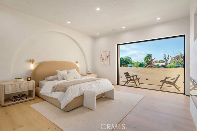 Detail Gallery Image 45 of 72 For 15447 Huston, Sherman Oaks,  CA 91403 - 5 Beds | 5/1 Baths