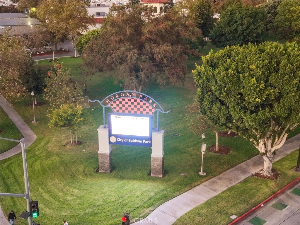 https://media.crmls.org/medias/bd227f27-0198-45d8-9cfa-df2727eb5c28.jpg?preset=X-Large