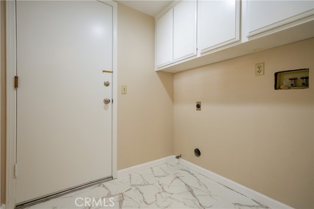 Detail Gallery Image 28 of 34 For 12067 Turtle Springs Ct, Porter Ranch,  CA 91326 - 3 Beds | 2/1 Baths