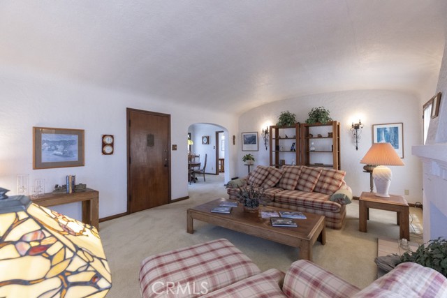 132 St Joseph Avenue, Long Beach CA: https://media.crmls.org/medias/bd233242-50c6-4068-a3bb-f14972cb5e3c.jpg