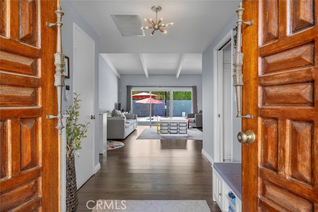 23701 Clarendon Street, Woodland Hills CA: https://media.crmls.org/medias/bd23e927-2c30-42d9-8cdd-f8fb3487a0b7.jpg