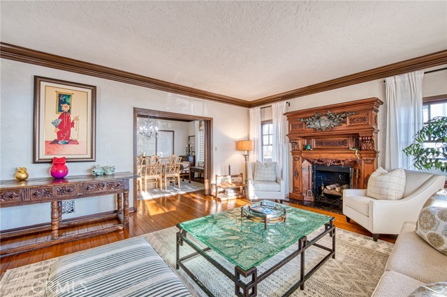 Detail Gallery Image 4 of 23 For 3628 Ocean Bld, Corona Del Mar,  CA 92625 - 5 Beds | 4/2 Baths